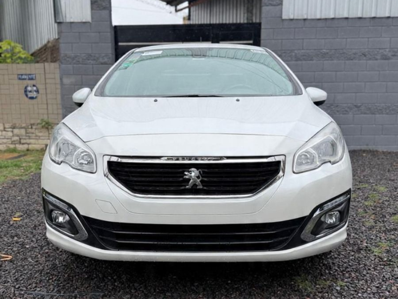 Auto premium en showroom